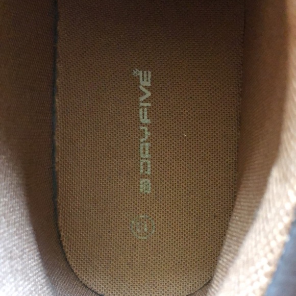 Dry five shoes - Picture 7 of 8